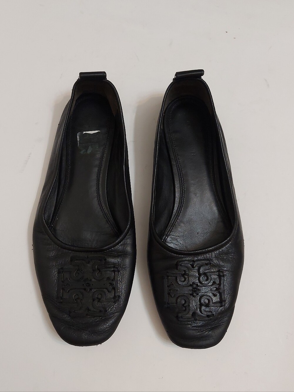 Tory Burch Women's Black Leather Ballet Flats with Embossed Medallion